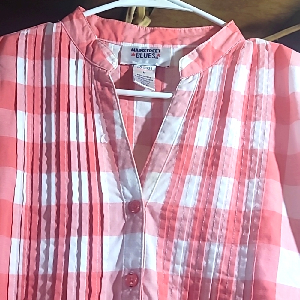 Womens Med Pleated Red & White Checkered Top